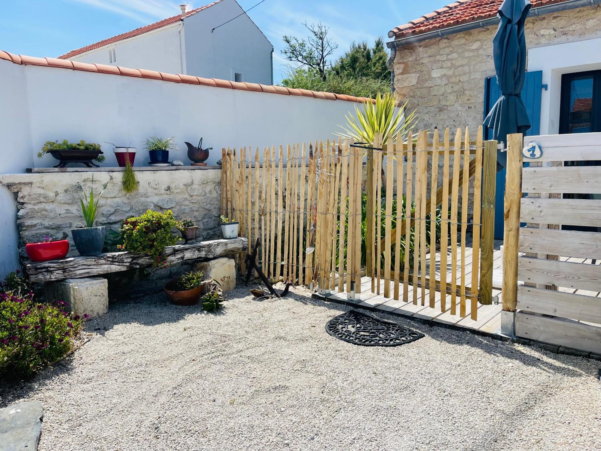 Clos Des Aigrettes -6 Gites De Charme Et Confort A 30M Du Port De La Cotinière Exterior foto